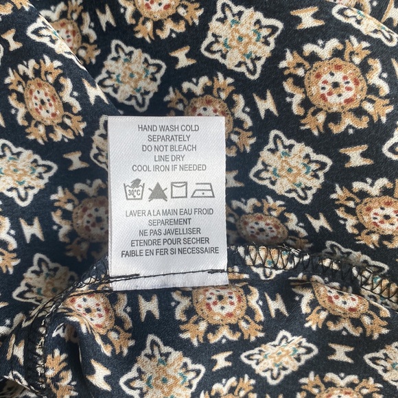 Long sleeve button down long shirt - Picture 7 of 7